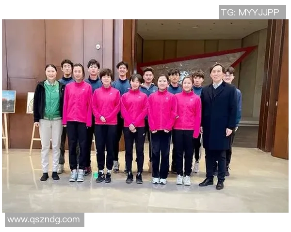 上海羽毛球队逆袭之旅全景揭秘选拔赛背后的奋斗与荣耀 上海羽毛球队逆袭之旅全景揭秘选拔赛背后的奋斗与荣耀