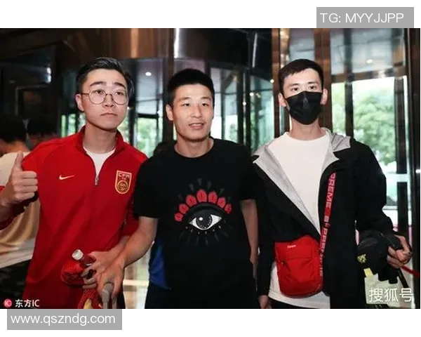 中国足球明星队莅临潍坊展开友谊赛引发球迷热烈期待与激情互动 中国足球明星队莅临潍坊展开友谊赛引发球迷热烈期待与激情互动