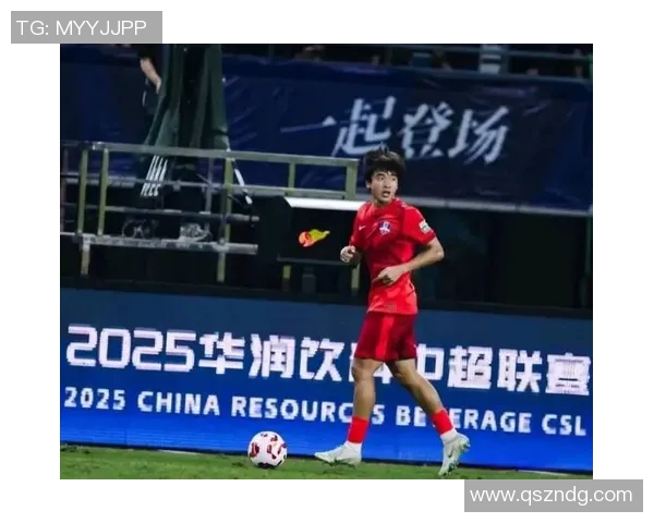 从小瘦弱却逆袭成足球明星的励志故事揭秘 从小瘦弱却逆袭成足球明星的励志故事揭秘